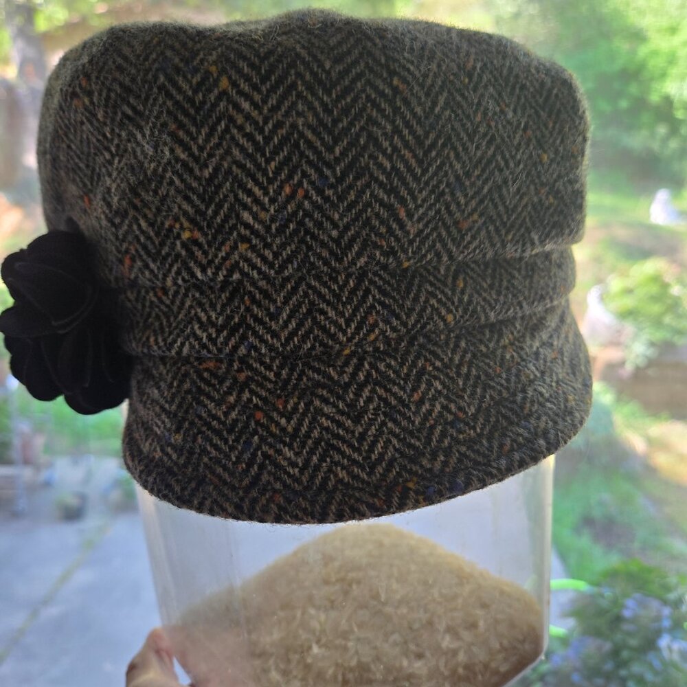 Wool Hat - Picture 3 of 6
